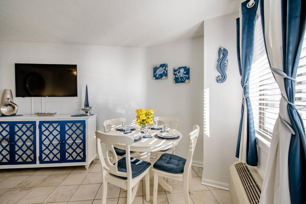 Royal Retreat-Amazing View-King Bed-1 Bedroom-Full Kitchen-Free Parking-Self Check-In Myrtle Beach Eksteriør bilde
