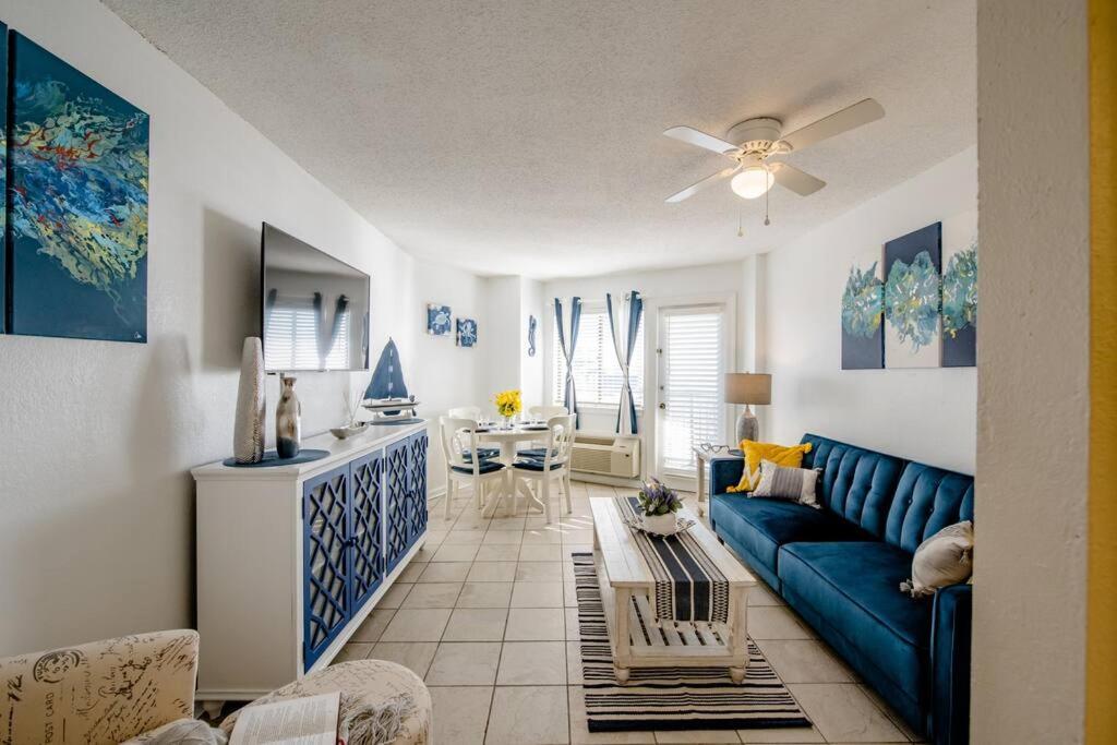 Royal Retreat-Amazing View-King Bed-1 Bedroom-Full Kitchen-Free Parking-Self Check-In Myrtle Beach Eksteriør bilde