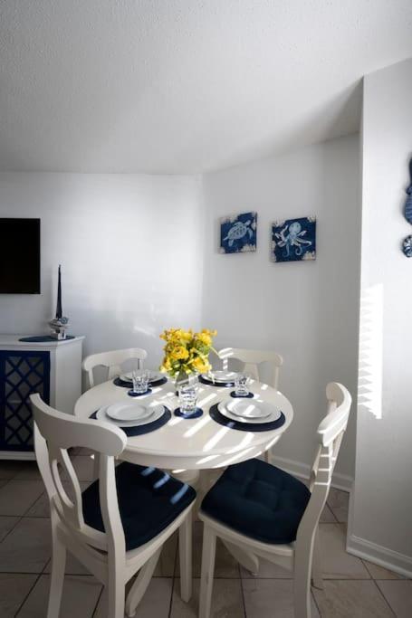 Royal Retreat-Amazing View-King Bed-1 Bedroom-Full Kitchen-Free Parking-Self Check-In Myrtle Beach Eksteriør bilde
